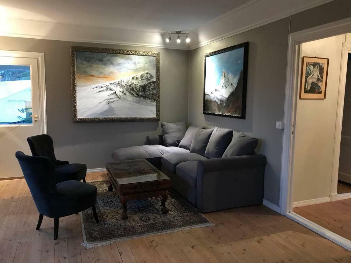 Moldegaard Farmhouse - Apartment B Moldegard ภายนอก รูปภาพ